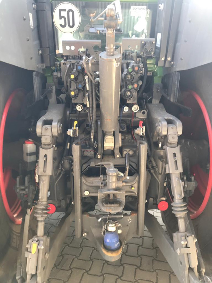 Fendt 828 Vario S4 Profi - Traktor: obrázek 2 Fendt 828 Vario S4 Profi - Traktor: obrázek 2