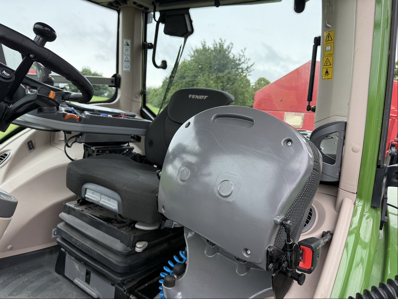 Fendt 828 Vario S4 Profi Plus Nr.8 - Traktor: obrázek 3 Fendt 828 Vario S4 Profi Plus Nr.8 - Traktor: obrázek 3