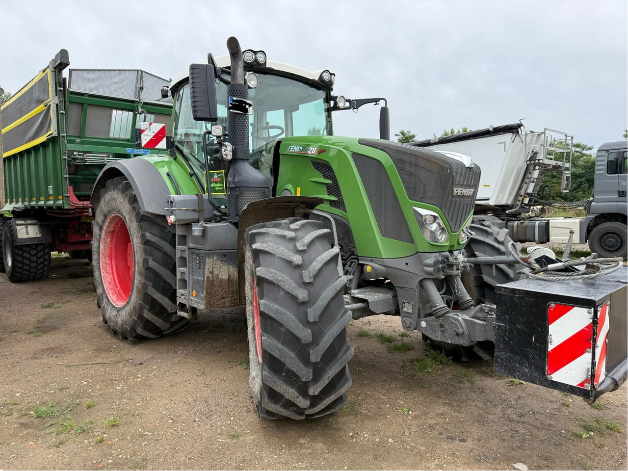 Fendt 828 Vario S4 ProfiPlus - Traktor: obrázek 1 Fendt 828 Vario S4 ProfiPlus - Traktor: obrázek 1