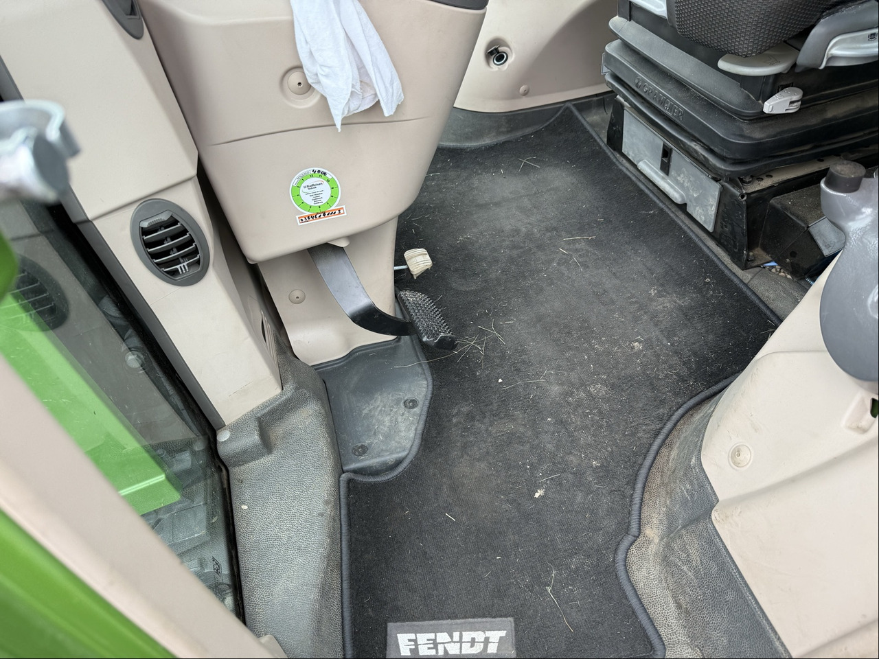Fendt 828 Vario S4 ProfiPlus - Traktor: obrázek 2 Fendt 828 Vario S4 ProfiPlus - Traktor: obrázek 2