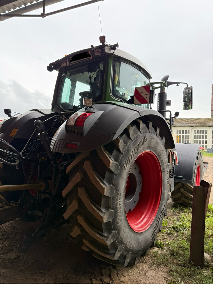Fendt 828 Vario S4 ProfiPlus - Traktor: obrázek 2 Fendt 828 Vario S4 ProfiPlus - Traktor: obrázek 2