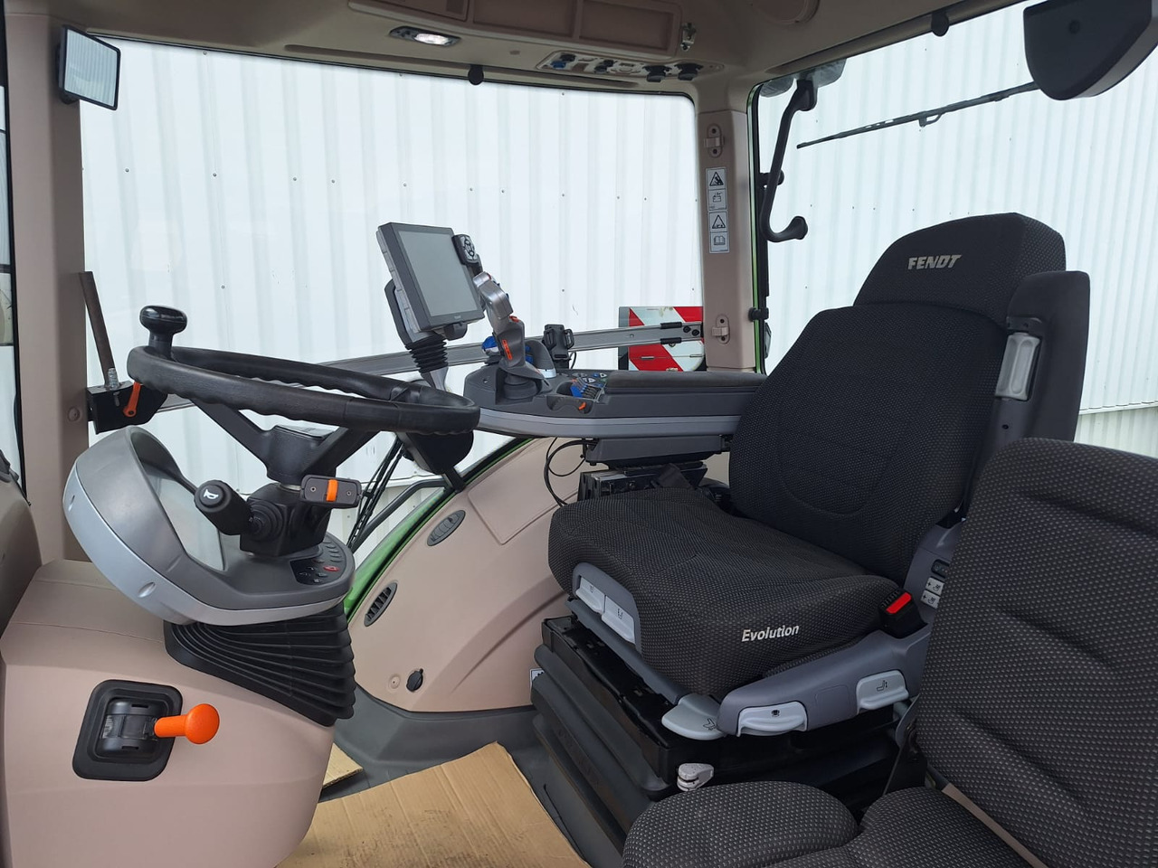 Fendt 942 Vario Gen6 ProfiPlus - Traktor: obrázek 5 Fendt 942 Vario Gen6 ProfiPlus - Traktor: obrázek 5