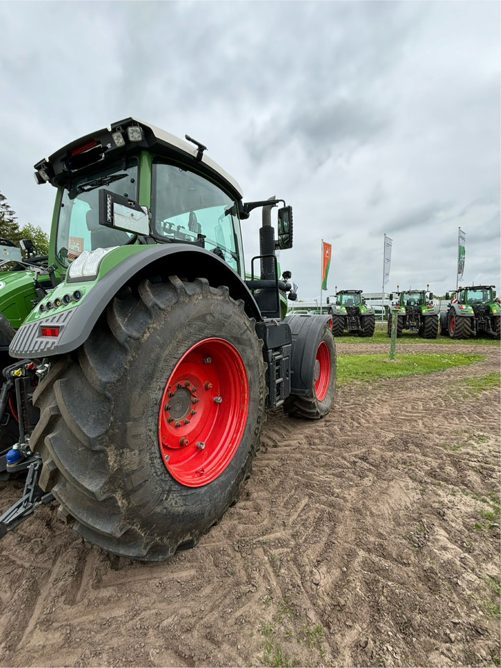Fendt 942 Vario Gen6 ProfiPlus - Traktor: obrázek 4 Fendt 942 Vario Gen6 ProfiPlus - Traktor: obrázek 4