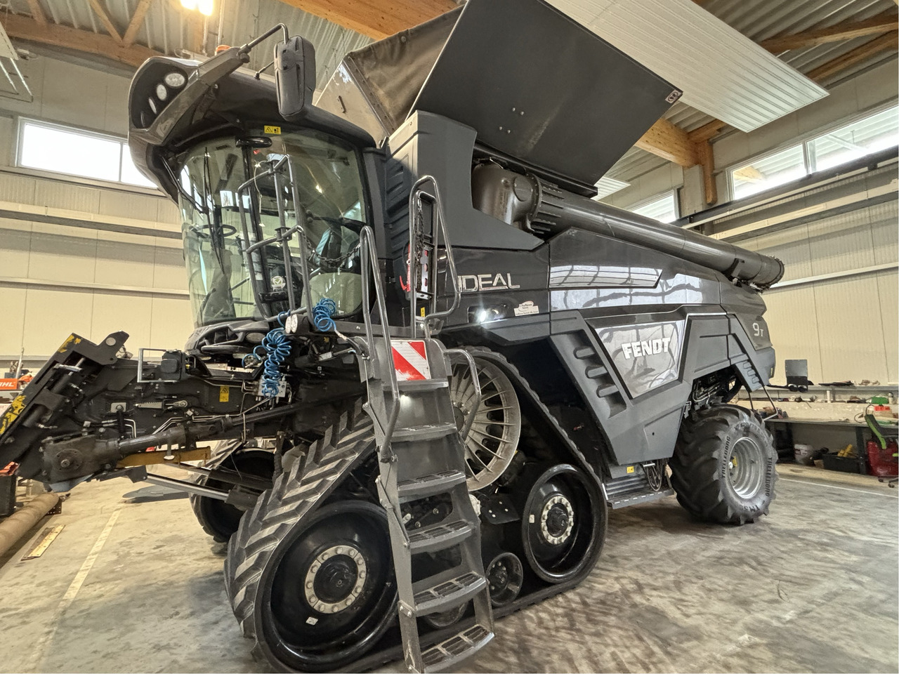 Fendt Ideal 9T - Sklízecí mlátička: obrázek 1 Fendt Ideal 9T - Sklízecí mlátička: obrázek 1