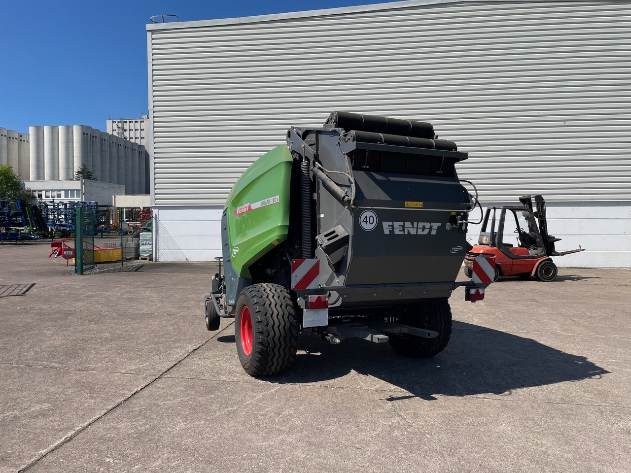 Fendt Rotana 180 V Xtra - 25 Messer - Stroj na sklizeň pícnin: obrázek 2 Fendt Rotana 180 V Xtra - 25 Messer - Stroj na sklizeň pícnin: obrázek 2