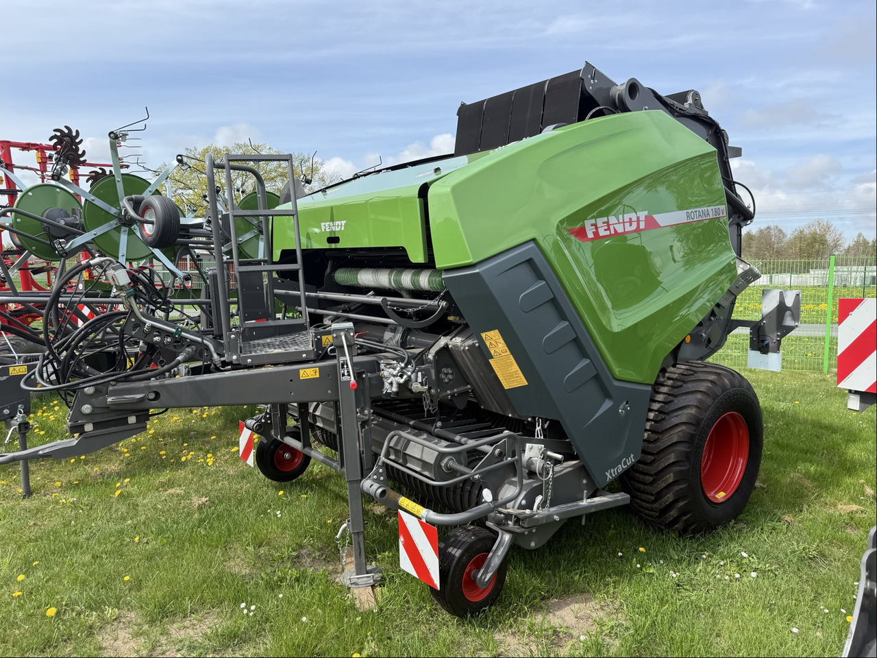Fendt Rotana 180 V Xtra 25-Messer - Stroj na sklizeň pícnin: obrázek 1 Fendt Rotana 180 V Xtra 25-Messer - Stroj na sklizeň pícnin: obrázek 1