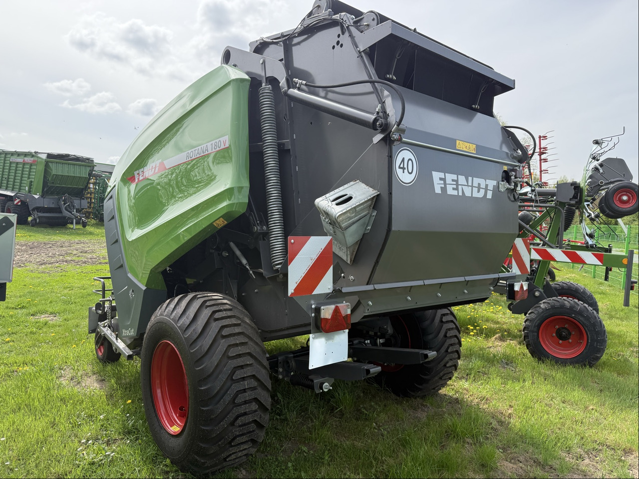 Fendt Rotana 180 V Xtra 25-Messer - Stroj na sklizeň pícnin: obrázek 3 Fendt Rotana 180 V Xtra 25-Messer - Stroj na sklizeň pícnin: obrázek 3