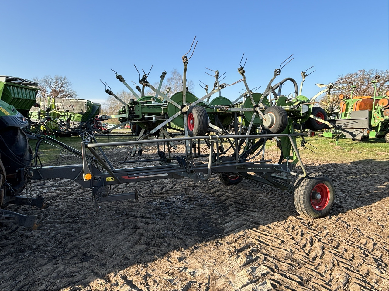 Fendt Twister 13010T - Obraceč/ Shrnovač: obrázek 1 Fendt Twister 13010T - Obraceč/ Shrnovač: obrázek 1