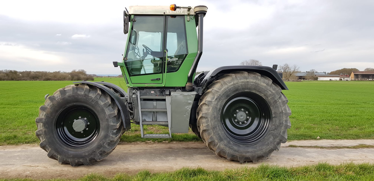 Fendt Xylon 520 - Traktor: obrázek 5 Fendt Xylon 520 - Traktor: obrázek 5