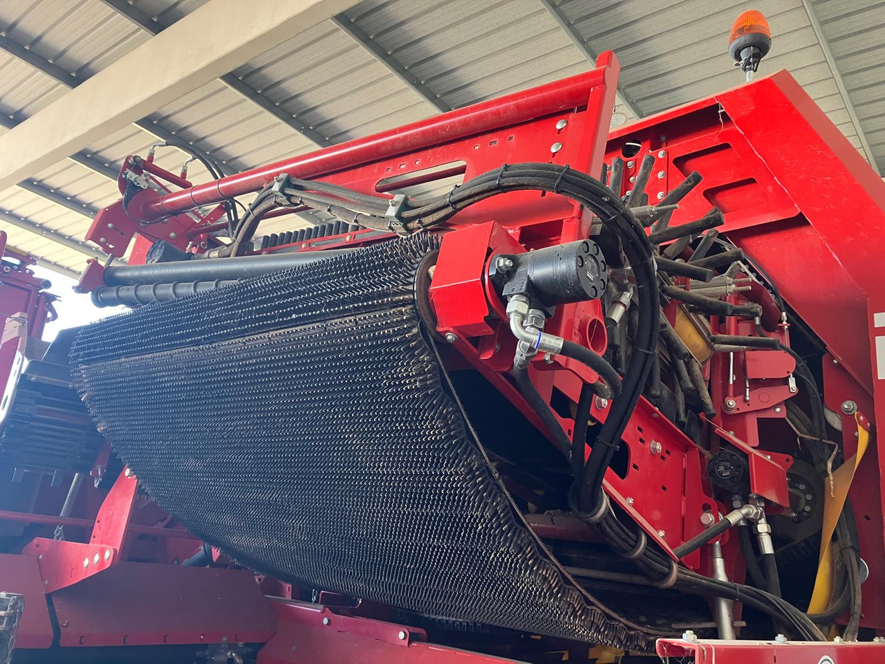 Grimme Kartoffelroder SE 260 - Kombajn: obrázek 3 Grimme Kartoffelroder SE 260 - Kombajn: obrázek 3