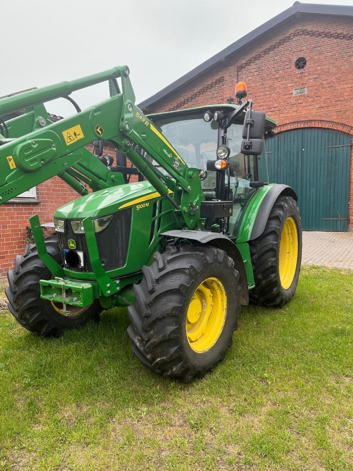 John Deere 5100 M - Traktor: obrázek 1 John Deere 5100 M - Traktor: obrázek 1