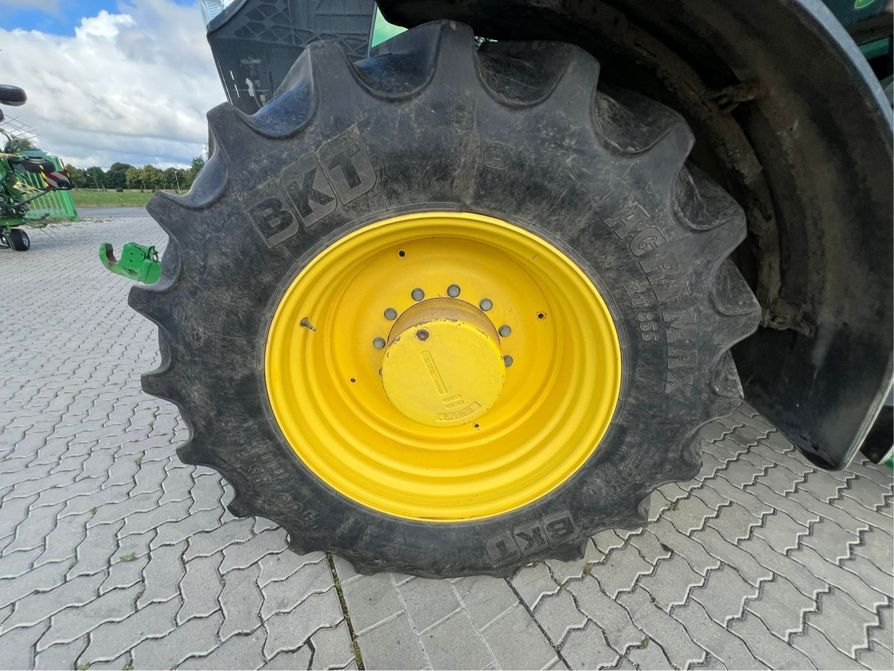 John Deere 7310 R - Traktor: obrázek 4 John Deere 7310 R - Traktor: obrázek 4