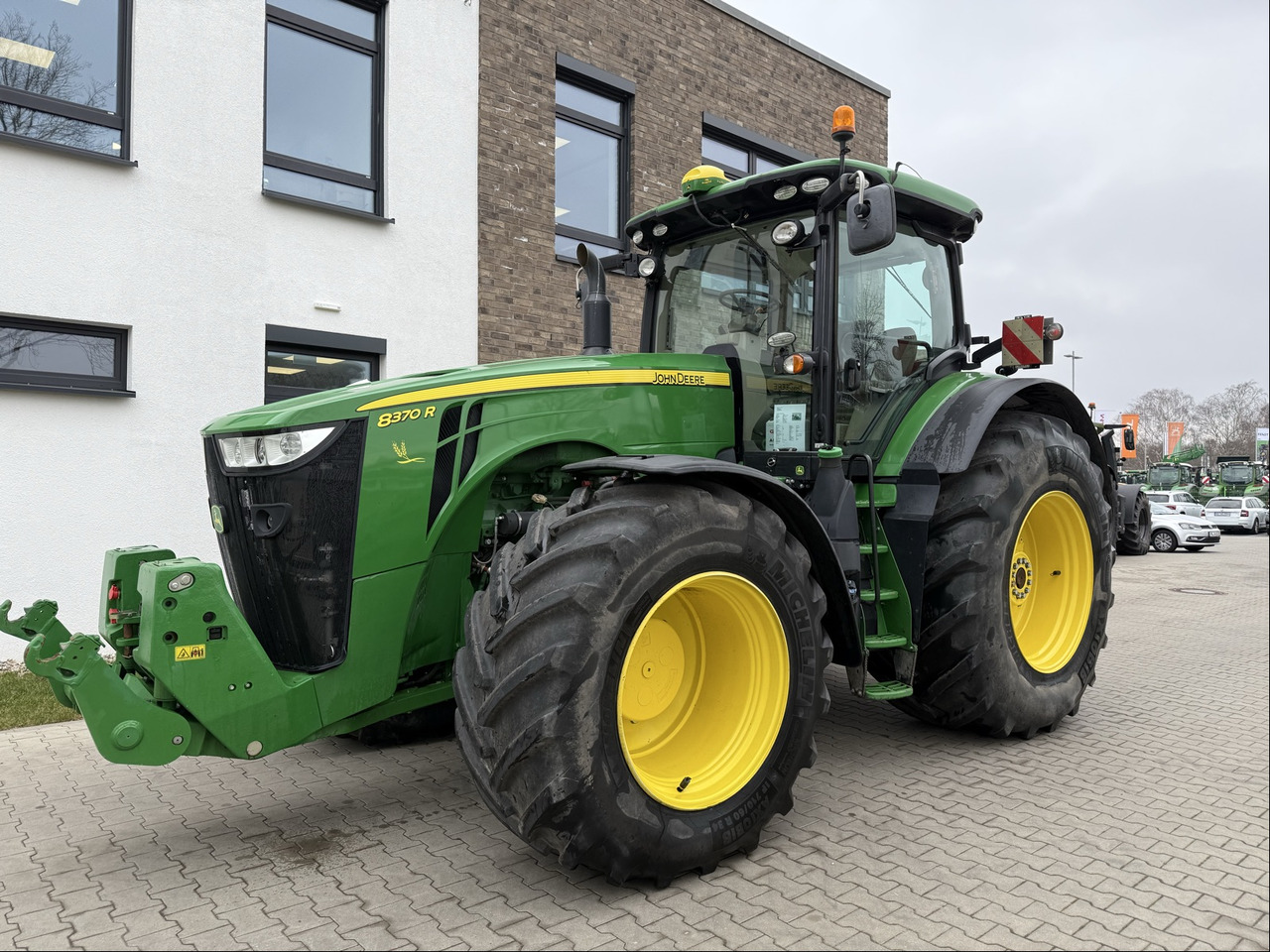 John Deere 8370 R - Traktor: obrázek 1 John Deere 8370 R - Traktor: obrázek 1