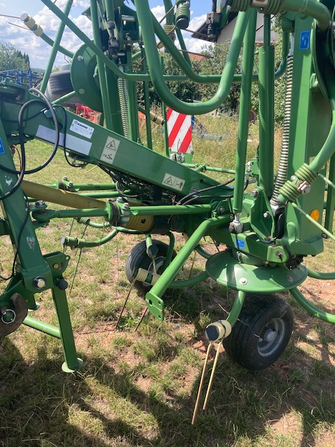 Krone KW 8.82/8 - Obraceč/ Shrnovač: obrázek 1 Krone KW 8.82/8 - Obraceč/ Shrnovač: obrázek 1