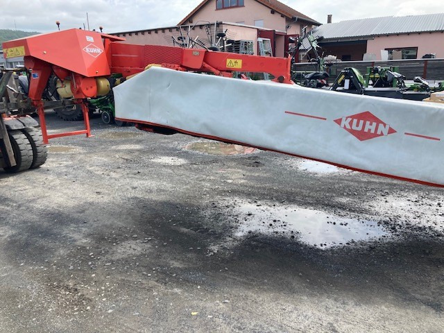 Kuhn GMD 902 Scheibenmähwerk - Žací stroj: obrázek 1 Kuhn GMD 902 Scheibenmähwerk - Žací stroj: obrázek 1