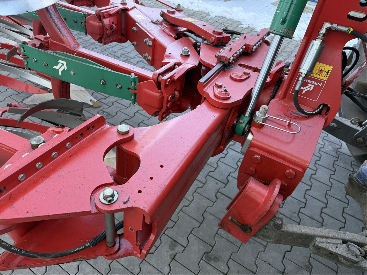 Kverneland EG 100-300 Variomat - Pluh: obrázek 2 Kverneland EG 100-300 Variomat - Pluh: obrázek 2