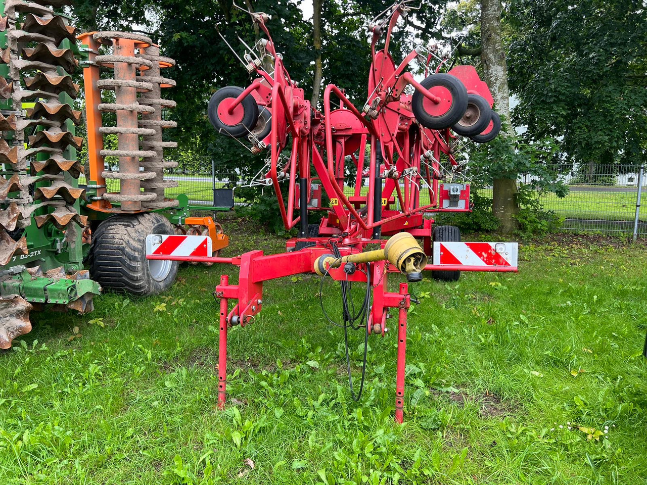 Lely Heuwender 1020 T - Obraceč/ Shrnovač: obrázek 1 Lely Heuwender 1020 T - Obraceč/ Shrnovač: obrázek 1