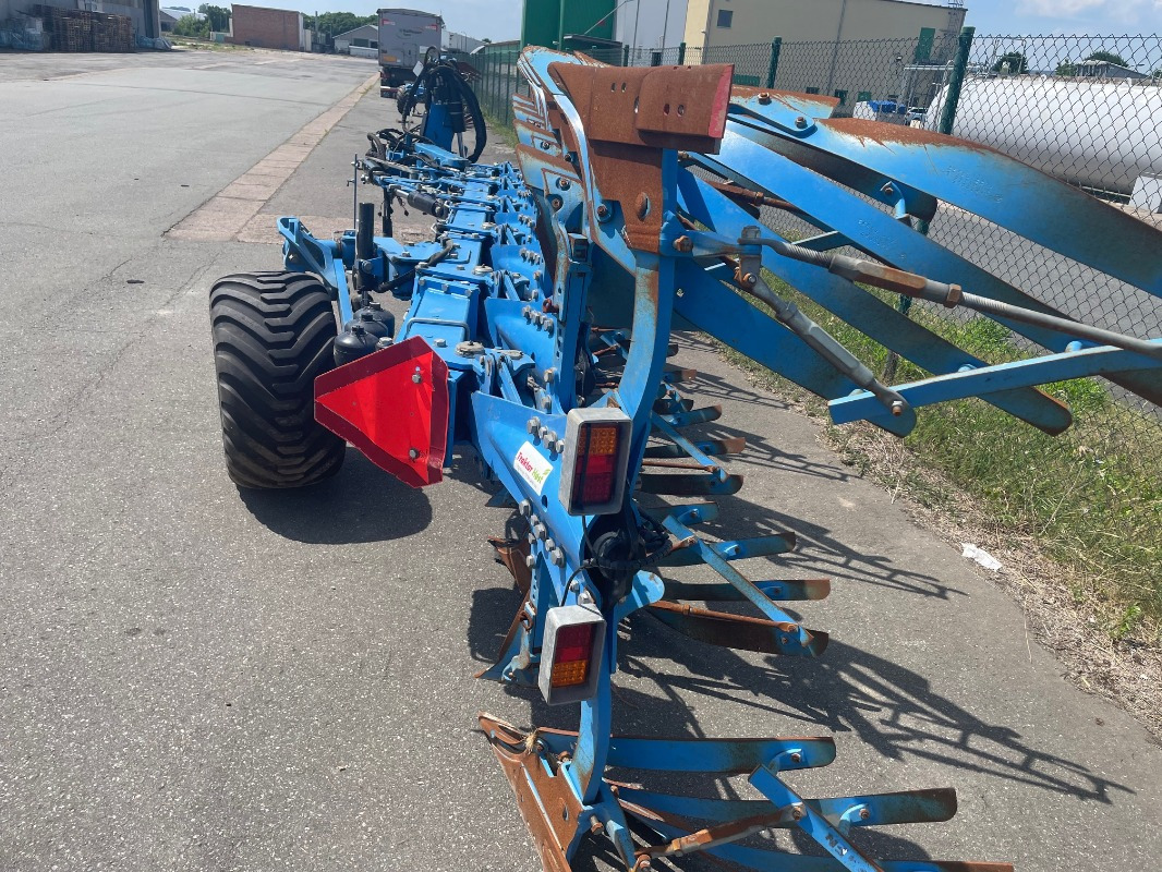 Lemken Juwel 10 - Pluh: obrázek 2 Lemken Juwel 10 - Pluh: obrázek 2