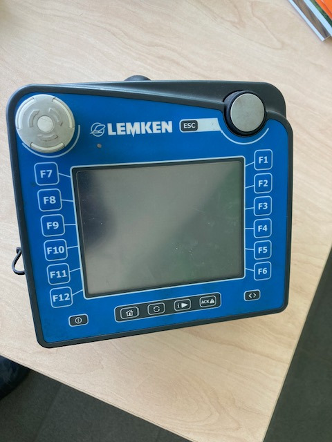 Lemken Saphir 8 - Secí stroj: obrázek 4 Lemken Saphir 8 - Secí stroj: obrázek 4