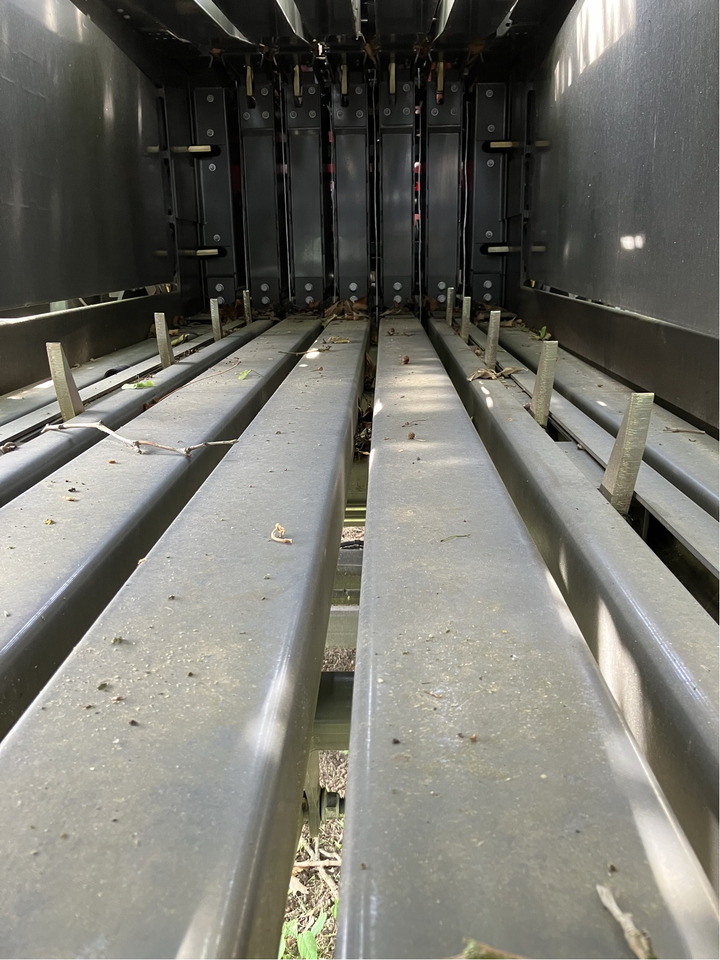 Massey Ferguson 2270 XDTC - Lis na hranaté balíky: obrázek 3 Massey Ferguson 2270 XDTC - Lis na hranaté balíky: obrázek 3