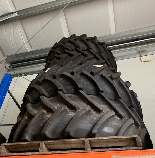 Mitas 540/65R38   440/65R28 Mitas AC - Traktor: obrázek 3 Mitas 540/65R38   440/65R28 Mitas AC - Traktor: obrázek 3