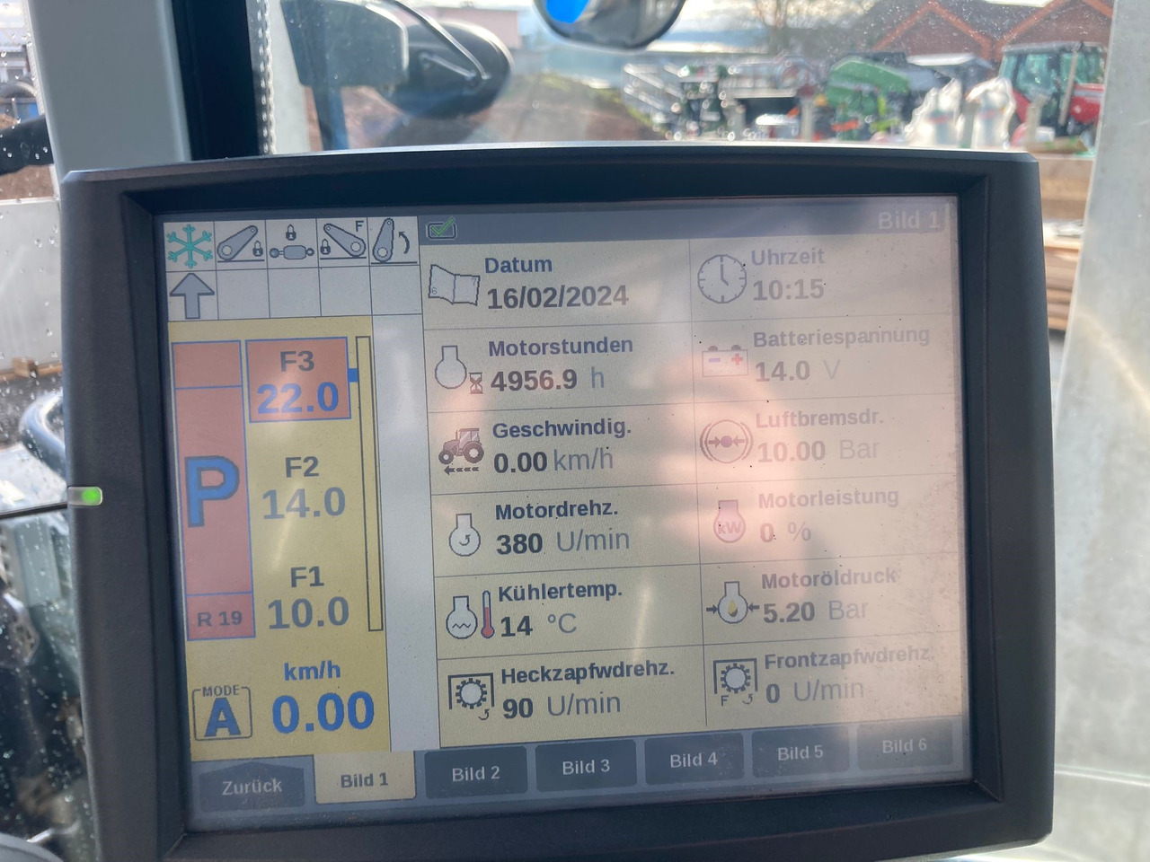 New Holland T7.200 Autocommand - Traktor: obrázek 4 New Holland T7.200 Autocommand - Traktor: obrázek 4