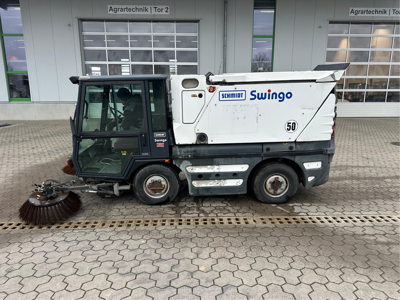 Schmidt Kehrmaschine Compact 200 - Žací stroj: obrázek 5 Schmidt Kehrmaschine Compact 200 - Žací stroj: obrázek 5