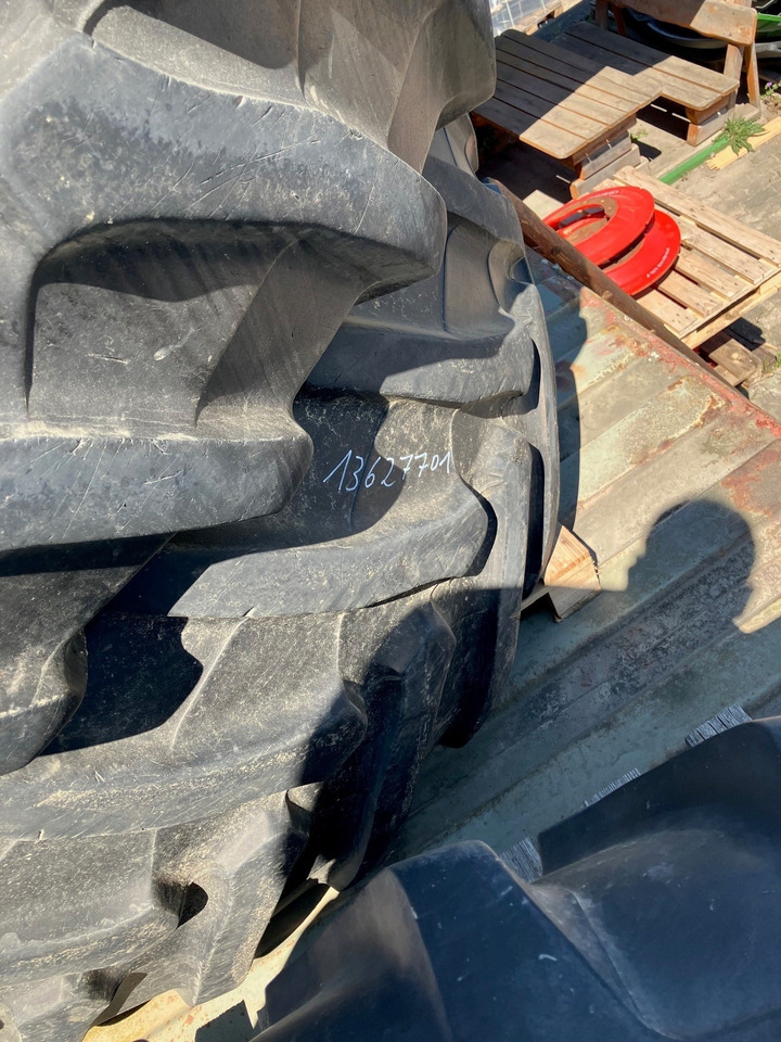 Trelleborg 650/65R38 TM1000 - Pneumatiky a ráfky: obrázek 1 Trelleborg 650/65R38 TM1000 - Pneumatiky a ráfky: obrázek 1