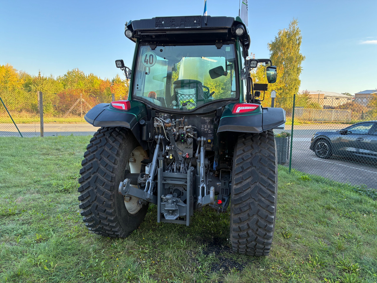 Valtra A114MH4 AC 71.5 - Traktor: obrázek 5 Valtra A114MH4 AC 71.5 - Traktor: obrázek 5