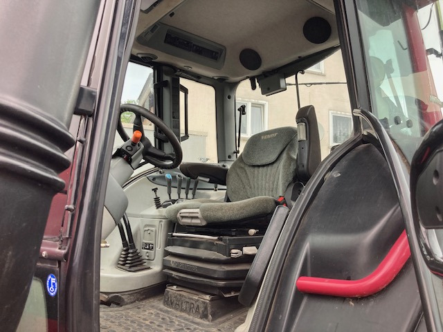 Valtra T 173 SH High Tec - Traktor: obrázek 5 Valtra T 173 SH High Tec - Traktor: obrázek 5