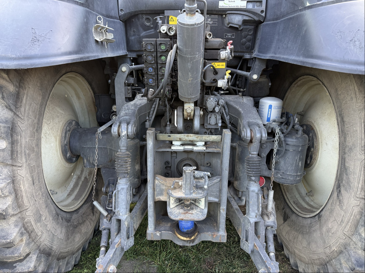 Valtra T 254 Versu - Traktor: obrázek 2 Valtra T 254 Versu - Traktor: obrázek 2