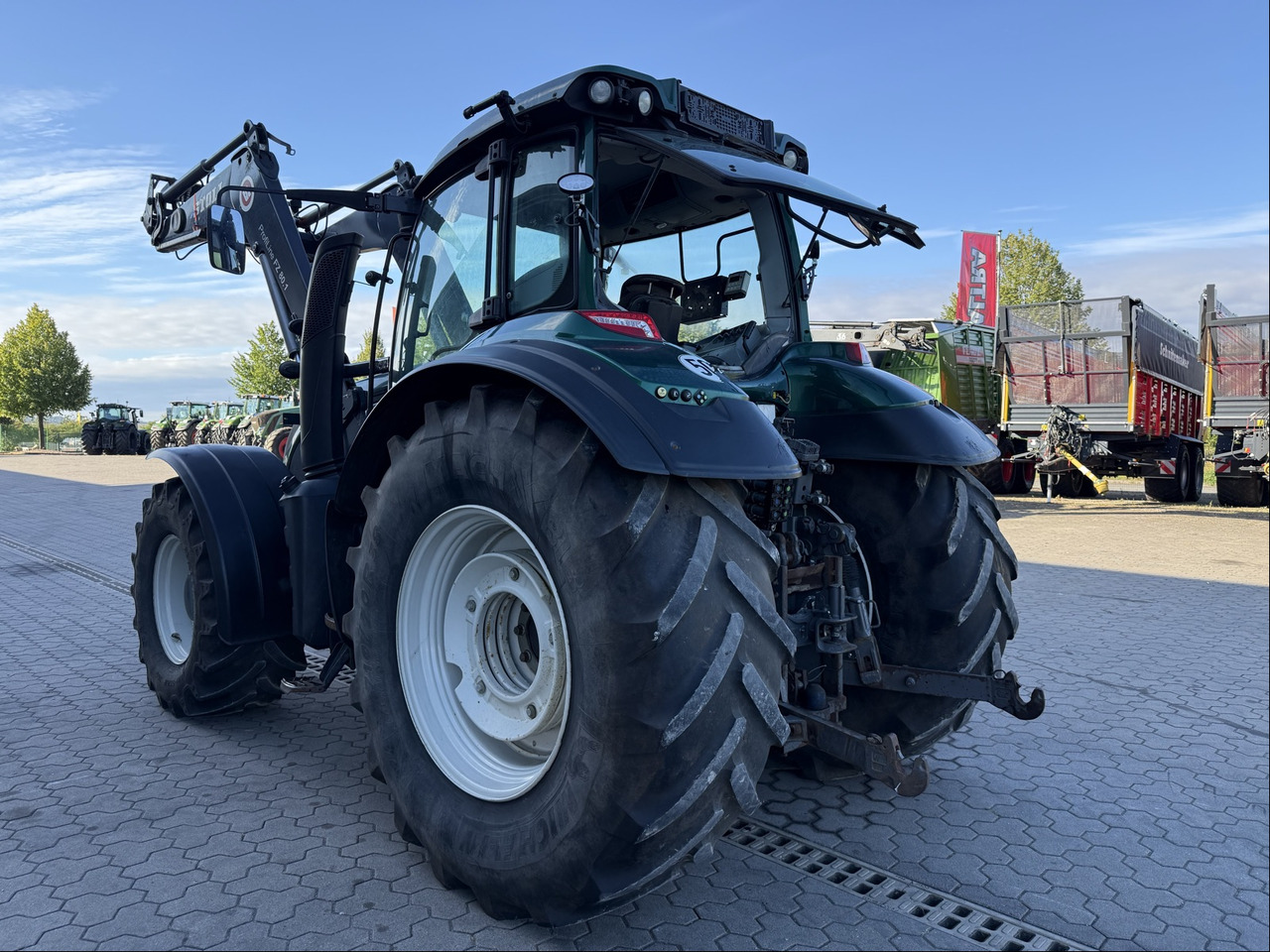 Valtra T194 Versu - Traktor: obrázek 2 Valtra T194 Versu - Traktor: obrázek 2