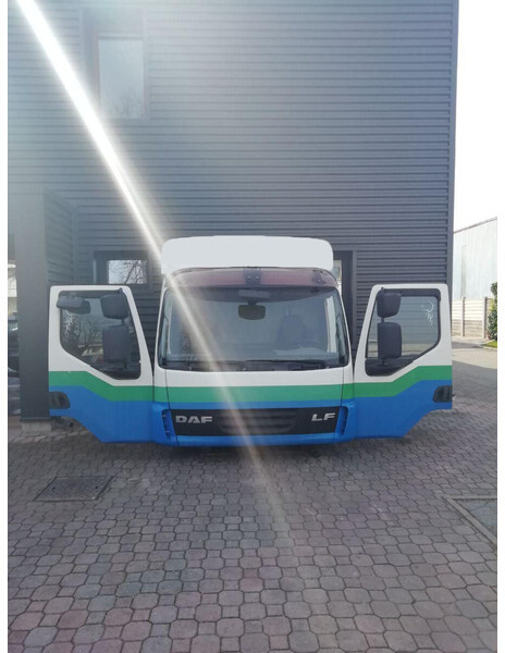 DAF LF45 LF55 Euro 5 - Kabina a interiér pro Nákladní auto: obrázek 3 DAF LF45 LF55 Euro 5 - Kabina a interiér pro Nákladní auto: obrázek 3