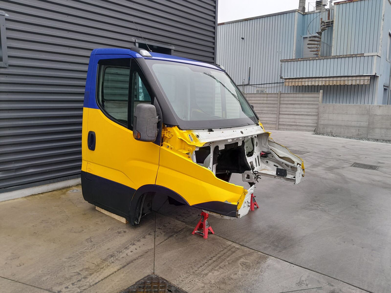 Iveco DAILY - Kabina a interiér pro Nákladní auto: obrázek 2 Iveco DAILY - Kabina a interiér pro Nákladní auto: obrázek 2