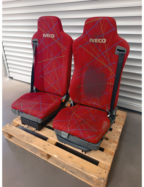 Iveco Eurostar, Eurotech, Eurotrakker - Sedaček pro Nákladní auto: obrázek 5 Iveco Eurostar, Eurotech, Eurotrakker - Sedaček pro Nákladní auto: obrázek 5