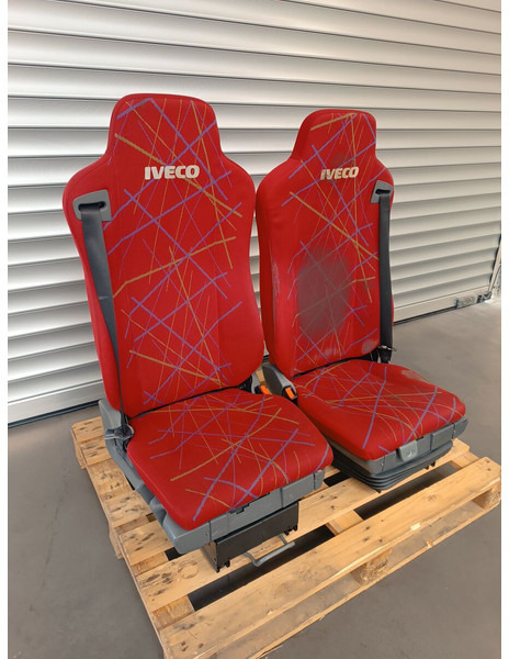 Iveco Eurostar, Eurotech, Eurotrakker - Sedaček pro Nákladní auto: obrázek 4 Iveco Eurostar, Eurotech, Eurotrakker - Sedaček pro Nákladní auto: obrázek 4