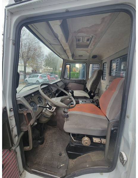 Iveco TURBOTECH - Kabina a interiér pro Nákladní auto: obrázek 4 Iveco TURBOTECH - Kabina a interiér pro Nákladní auto: obrázek 4