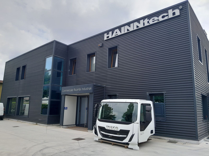 Iveco Trakker E6 - Kabina a interiér pro Nákladní auto: obrázek 3 Iveco Trakker E6 - Kabina a interiér pro Nákladní auto: obrázek 3