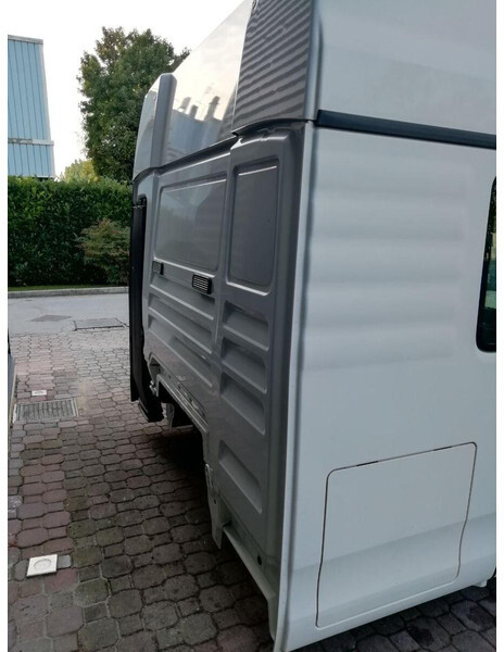 MAN TGX XLX EURO 5 - Kabina a interiér pro Nákladní auto: obrázek 5 MAN TGX XLX EURO 5 - Kabina a interiér pro Nákladní auto: obrázek 5