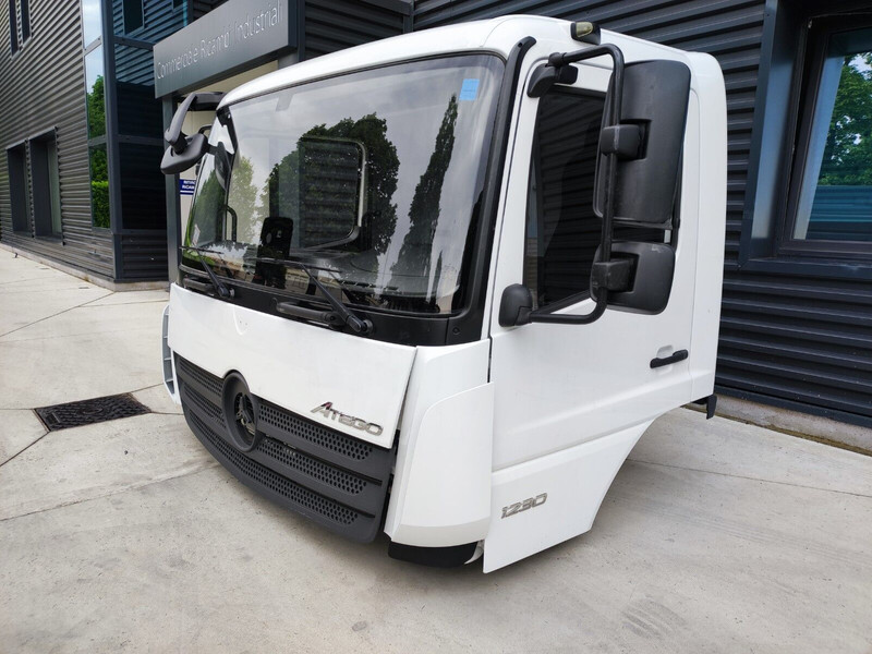 Mercedes-Benz Atego Euro 6 6 cylinders - Kabina a interiér pro Nákladní auto: obrázek 3 Mercedes-Benz Atego Euro 6 6 cylinders - Kabina a interiér pro Nákladní auto: obrázek 3