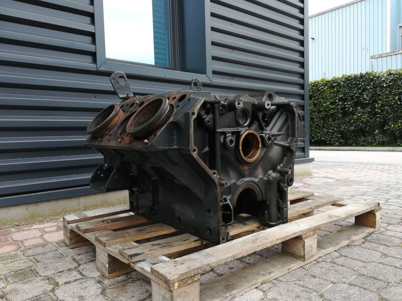 Mercedes-Benz OM501LA - Karter pro Nákladní auto: obrázek 2 Mercedes-Benz OM501LA - Karter pro Nákladní auto: obrázek 2