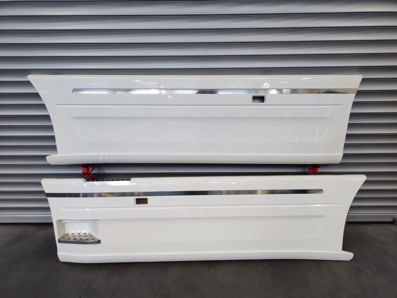 Scania FAIRINGS / CARENE wb 3700 mm - Aerodynamika/ Spoilery pro Nákladní auto: obrázek 1 Scania FAIRINGS / CARENE wb 3700 mm - Aerodynamika/ Spoilery pro Nákladní auto: obrázek 1