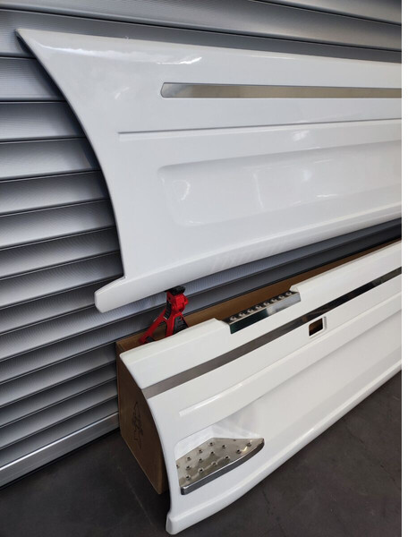 Scania FAIRINGS / CARENE wb 3700 mm - Aerodynamika/ Spoilery pro Nákladní auto: obrázek 2 Scania FAIRINGS / CARENE wb 3700 mm - Aerodynamika/ Spoilery pro Nákladní auto: obrázek 2