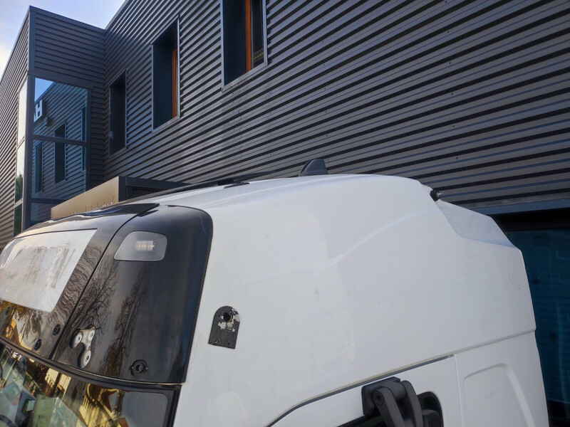 Kabina a interiér pro Nákladní auto Volvo FH L2 H2: obrázek 11