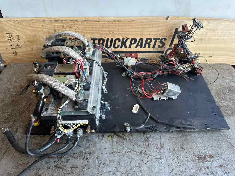 ATLET ECU PRINT 631-42015 NO:05444 - Elektrický systém pro Nákladní auto: obrázek 1 ATLET ECU PRINT 631-42015 NO:05444 - Elektrický systém pro Nákladní auto: obrázek 1