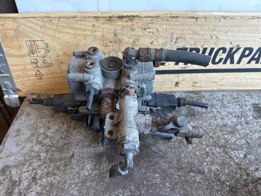 DAF VALVE 1519383 - Brzdový ventil pro Nákladní auto: obrázek 2 DAF VALVE 1519383 - Brzdový ventil pro Nákladní auto: obrázek 2