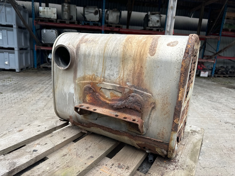 IVECO EXHAUST 504135187 - Tlumič výfuku pro Nákladní auto: obrázek 2 IVECO EXHAUST 504135187 - Tlumič výfuku pro Nákladní auto: obrázek 2