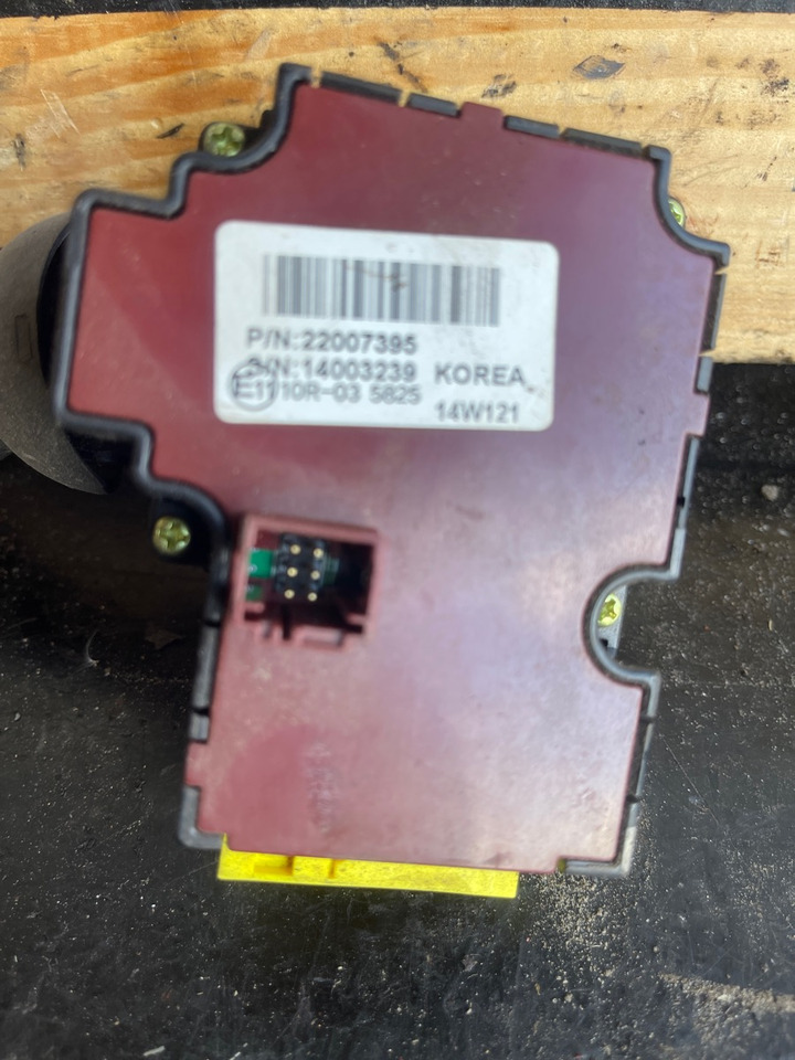 RENAULT LEVER 7422007395 - Kabina a interiér pro Nákladní auto: obrázek 2 RENAULT LEVER 7422007395 - Kabina a interiér pro Nákladní auto: obrázek 2