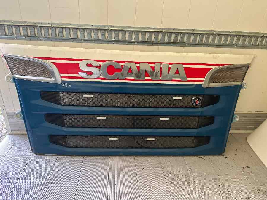 SCANIA FRONT GRILL 1872158 - Karoserie a exteriér pro Nákladní auto: obrázek 1 SCANIA FRONT GRILL 1872158 - Karoserie a exteriér pro Nákladní auto: obrázek 1