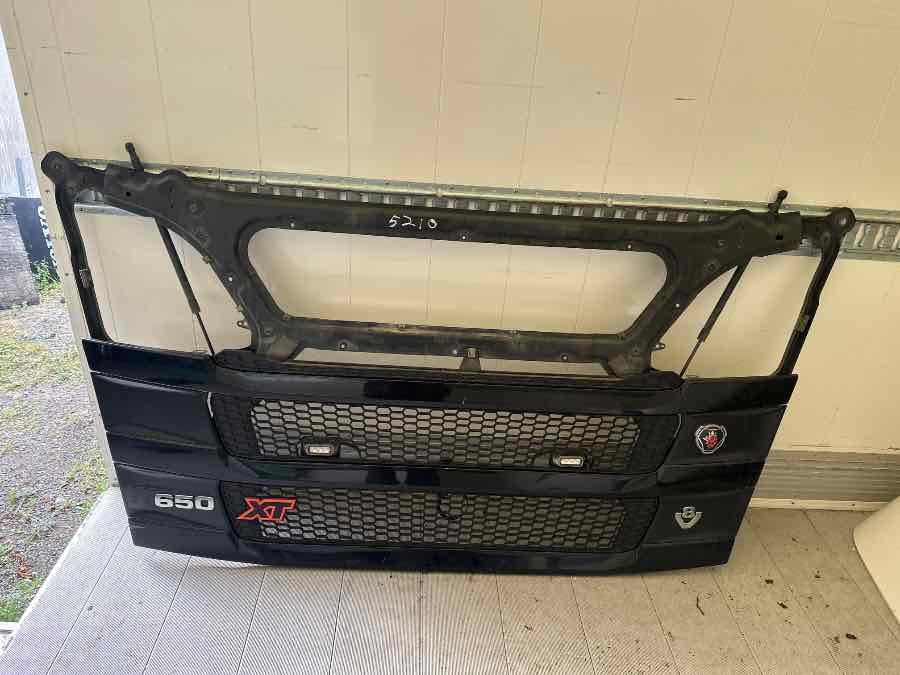 SCANIA FRONT GRILL FRAME 2894750 - Karoserie a exteriér pro Nákladní auto: obrázek 1 SCANIA FRONT GRILL FRAME 2894750 - Karoserie a exteriér pro Nákladní auto: obrázek 1